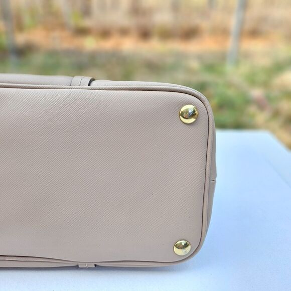 COACH Beige Cora Dome Satchel Handbag, Pre-owned - Picture 4 of 10